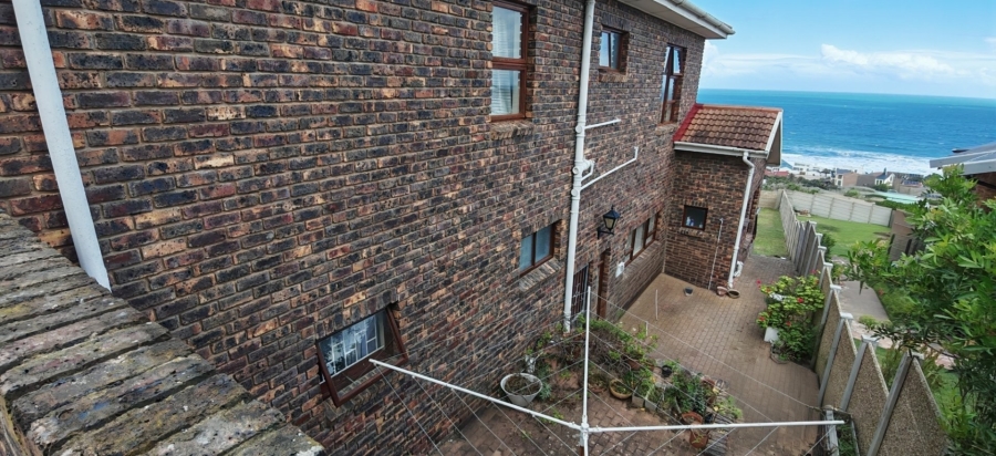 3 Bedroom Property for Sale in Dana Bay Western Cape